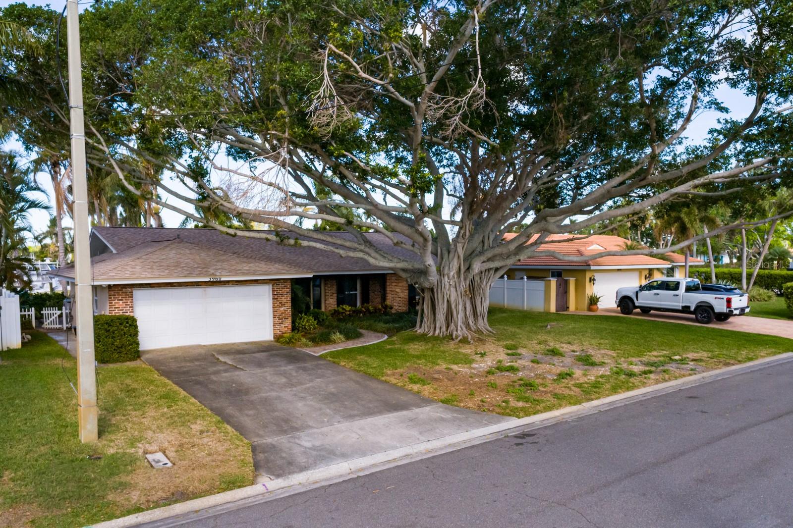 3960 13TH WAY NE