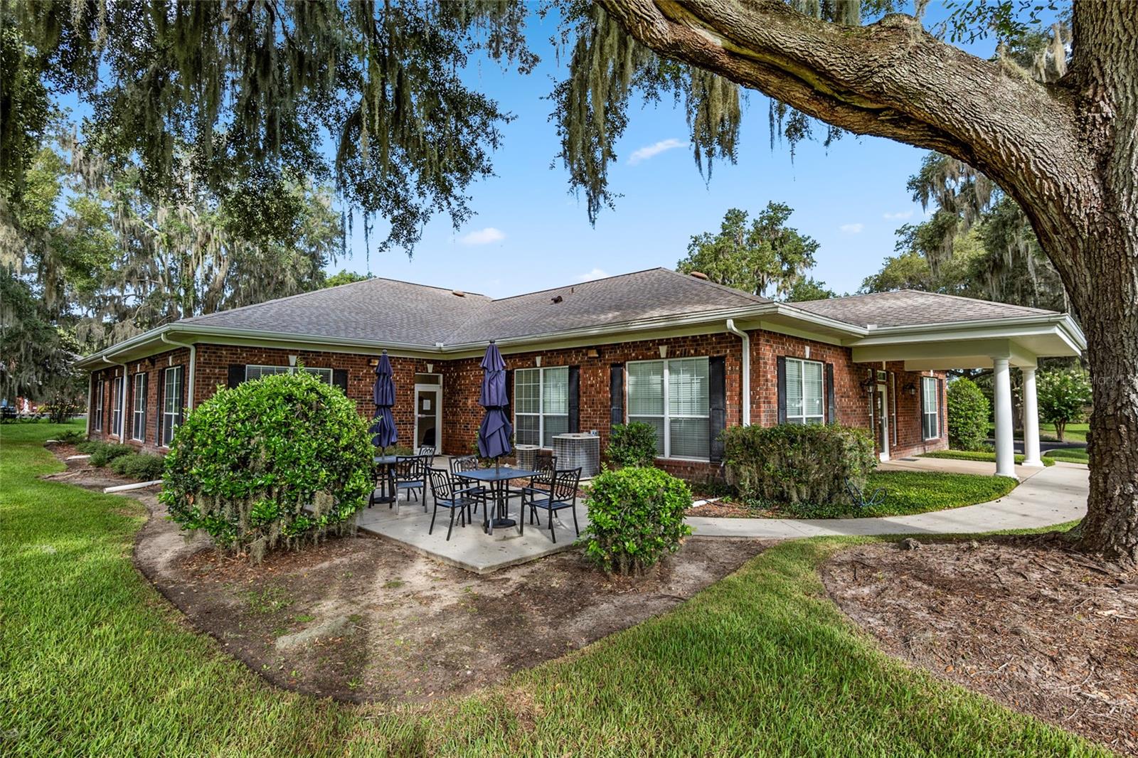 PADDOCK PARK HLNDS - Commercial Lease