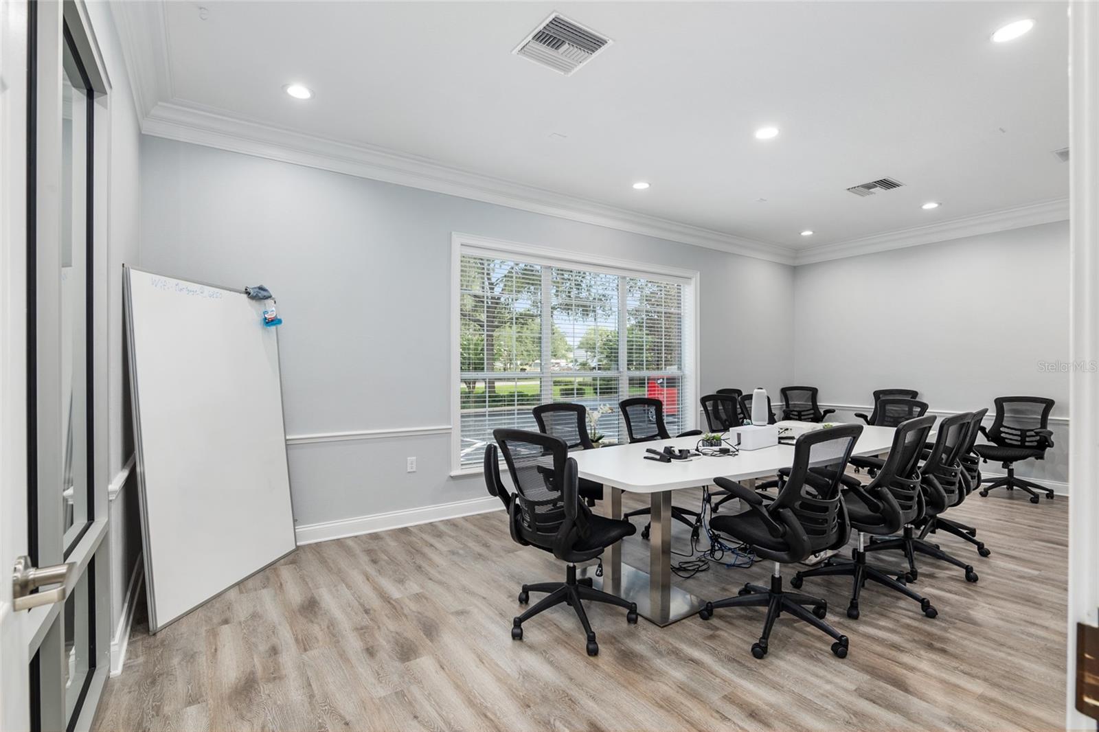 PADDOCK PARK HLNDS - Commercial Lease