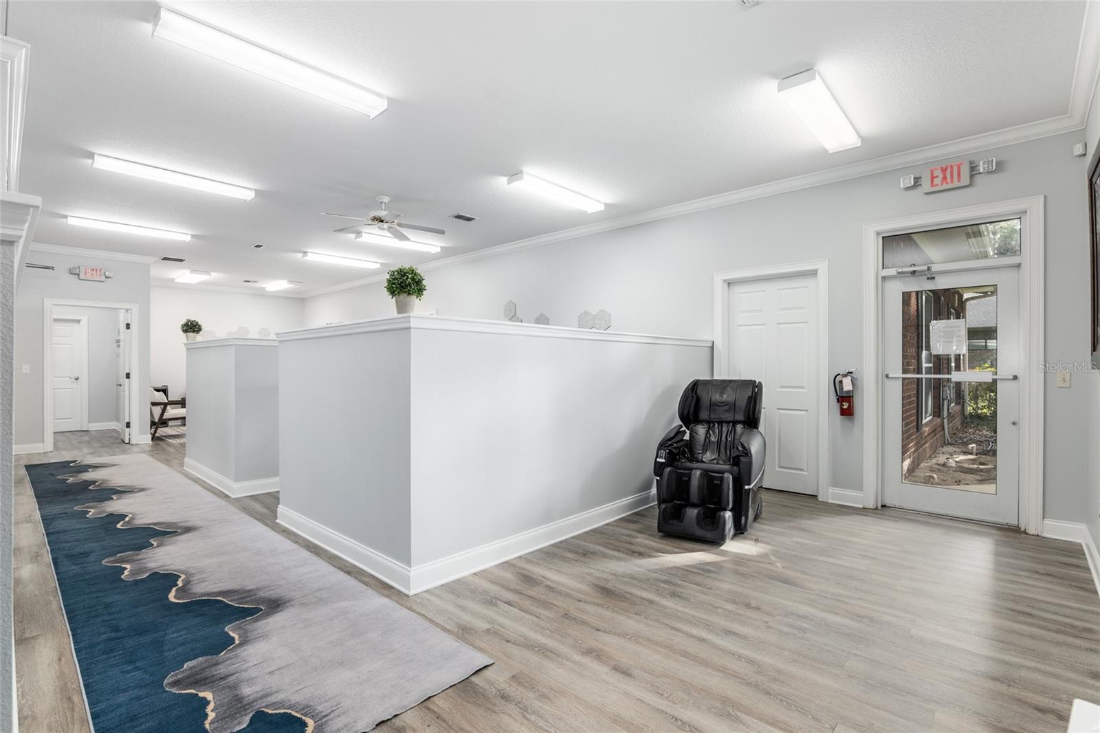 PADDOCK PARK HLNDS - Commercial Lease