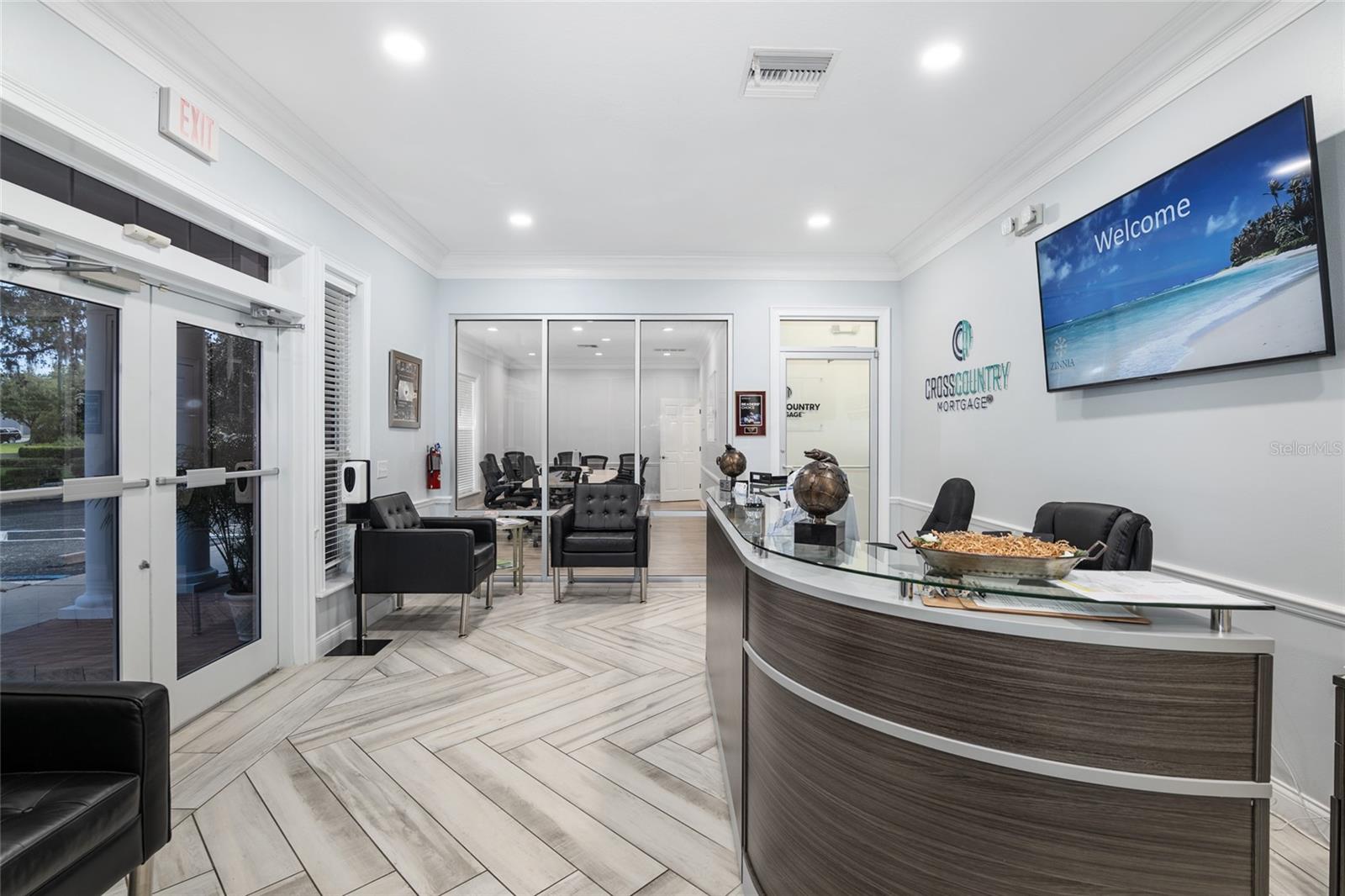 PADDOCK PARK HLNDS - Commercial Lease
