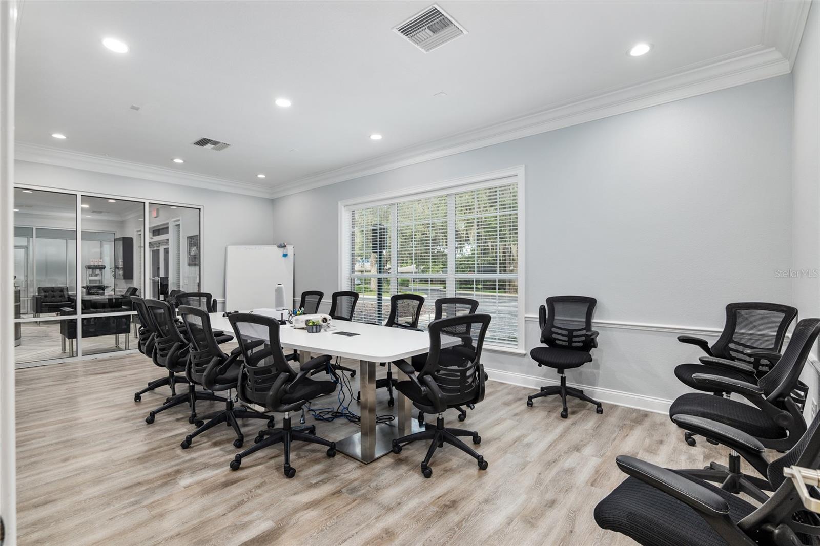 PADDOCK PARK HLNDS - Commercial Lease