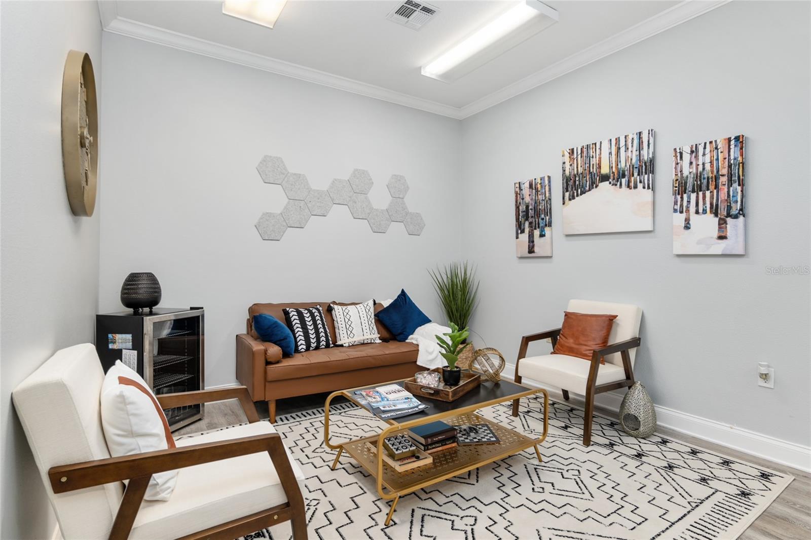 PADDOCK PARK HLNDS - Commercial Lease