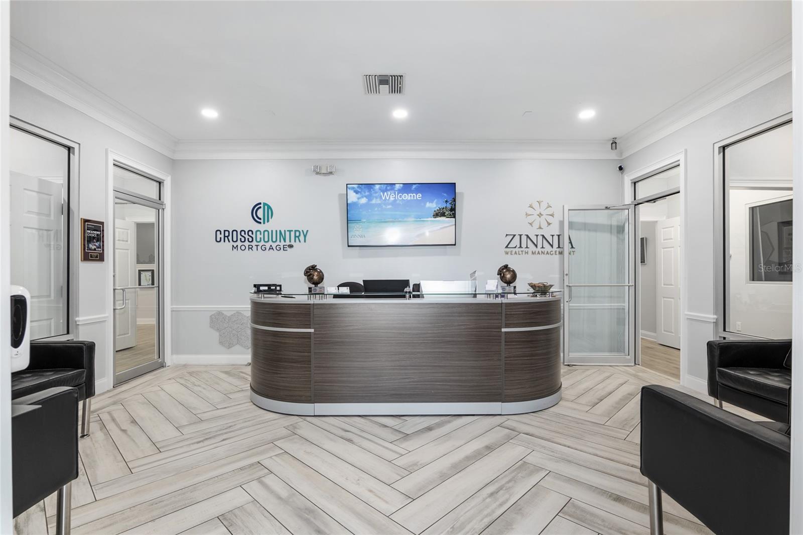 PADDOCK PARK HLNDS - Commercial Lease