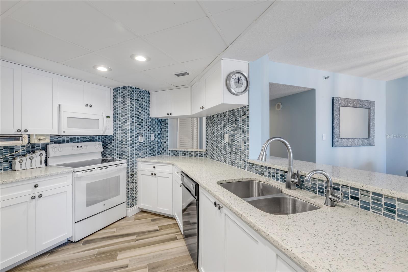 SEASCAPE TOWERS CONDOMINIUM ASSOCIATION, INC. - Residential