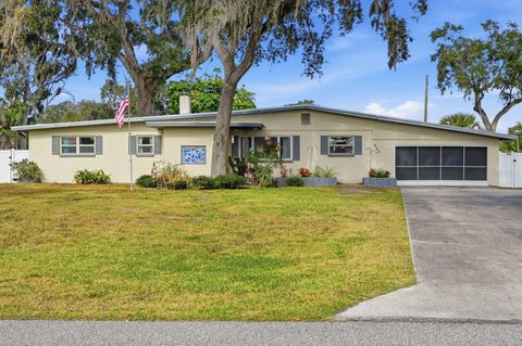Photo of 820 Valencia Road, South Daytona, FL 32119 (MLS # V4946790)