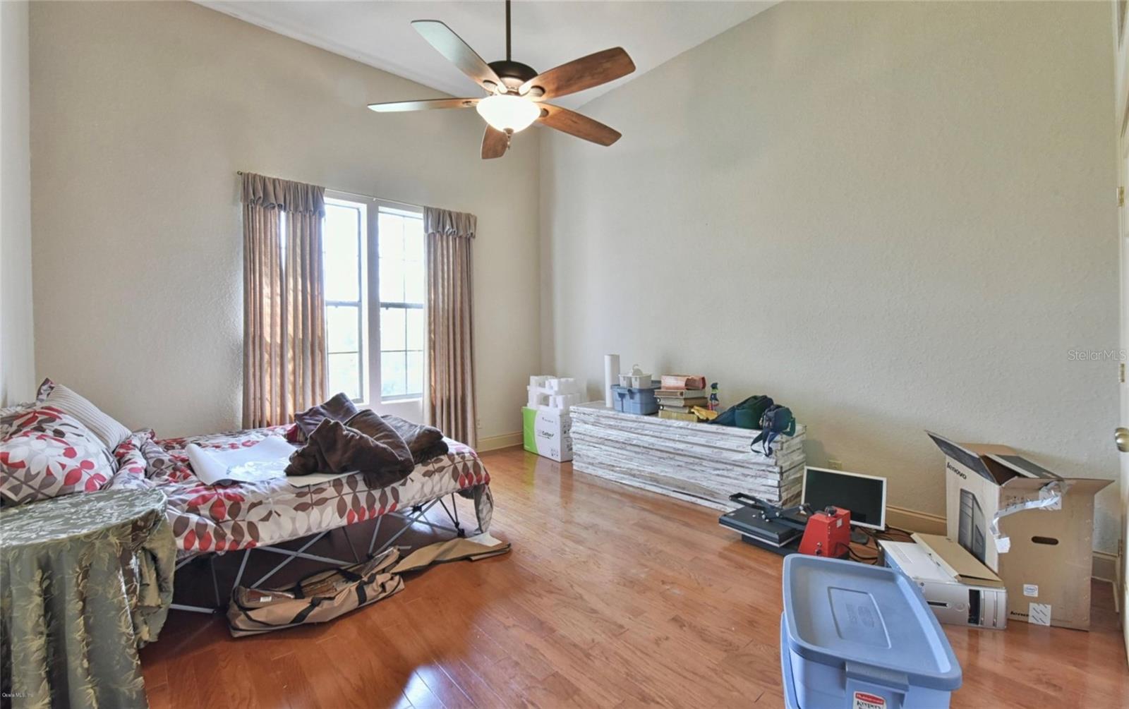 PINNACLE PARK 02 - Residential