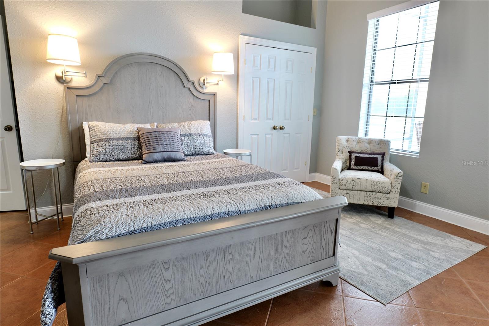 PINNACLE PARK 02 - Residential