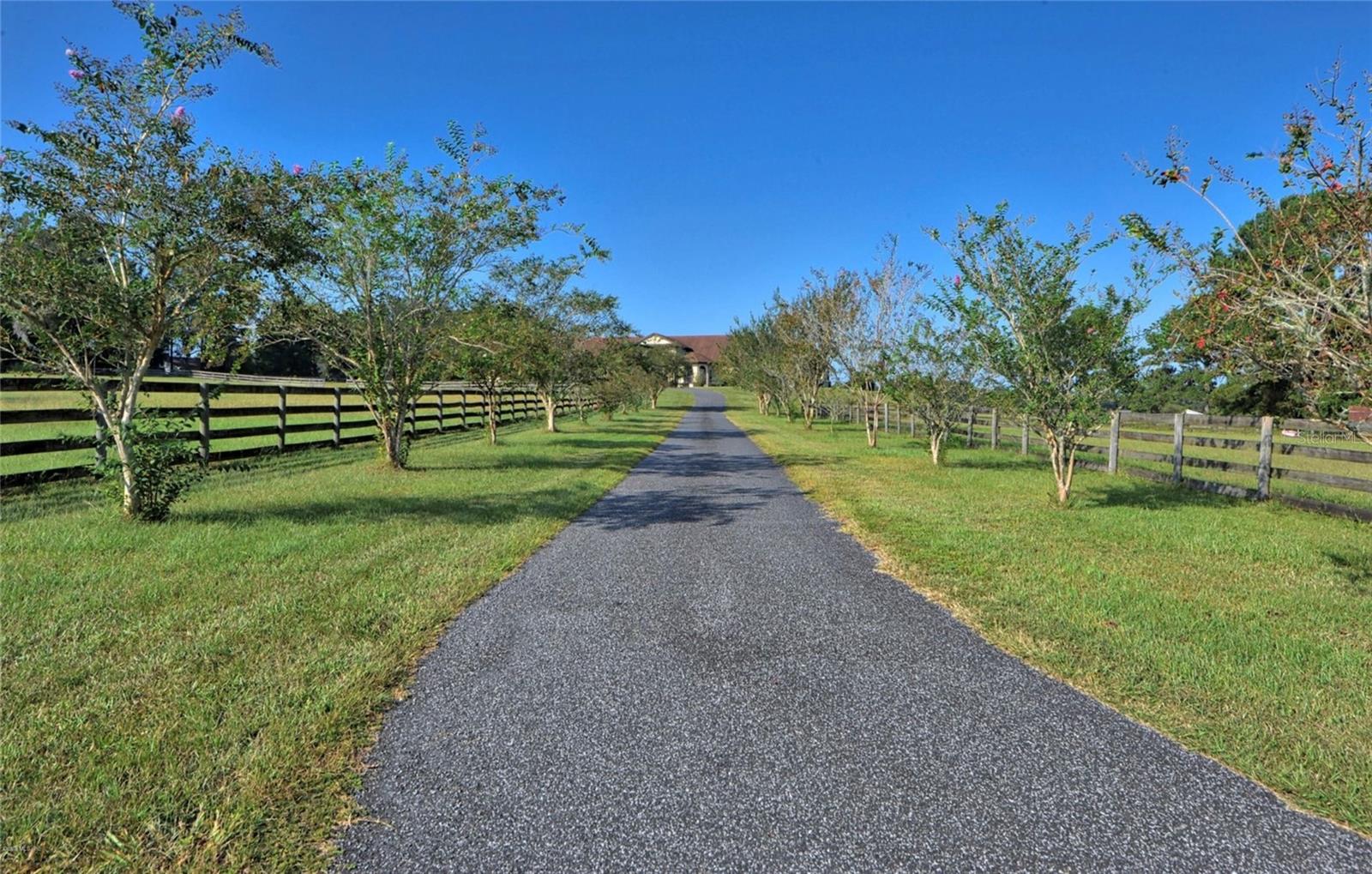 PINNACLE PARK 02 - Residential