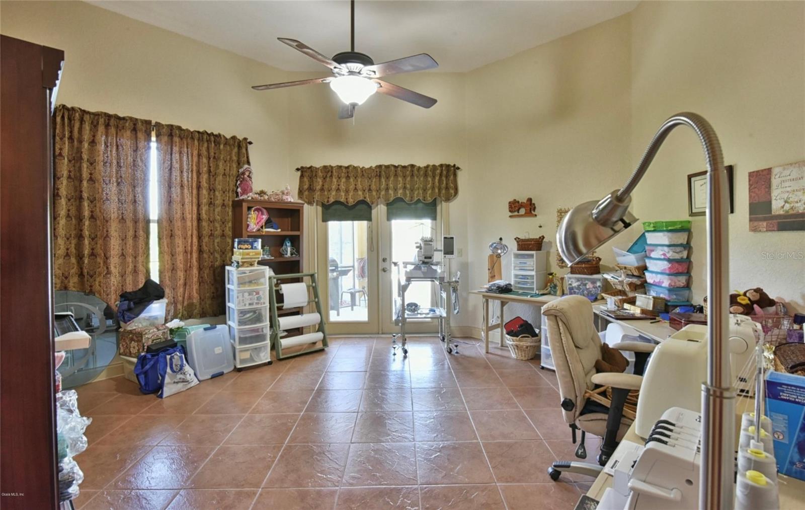 PINNACLE PARK 02 - Residential