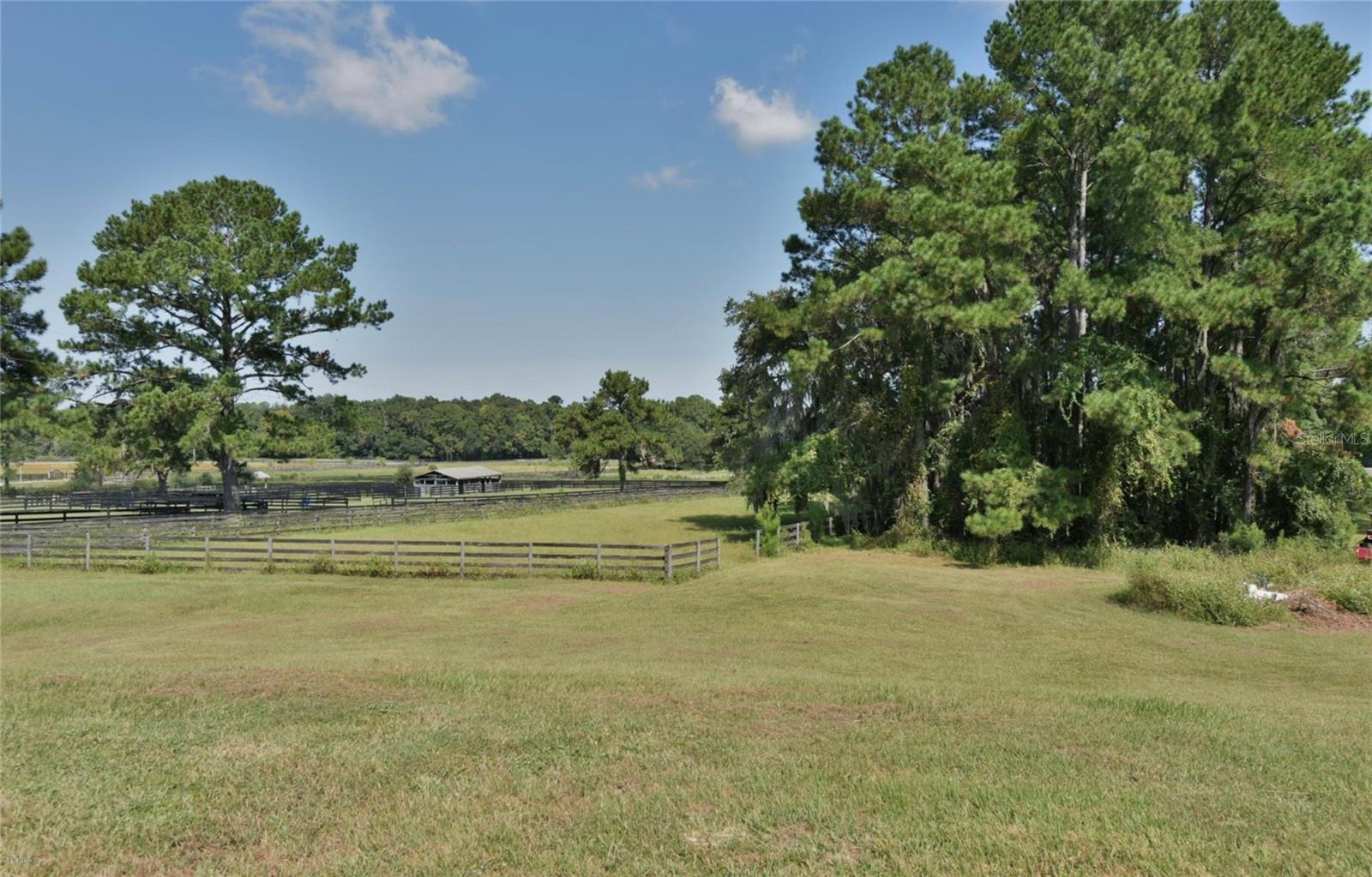 PINNACLE PARK 02 - Residential