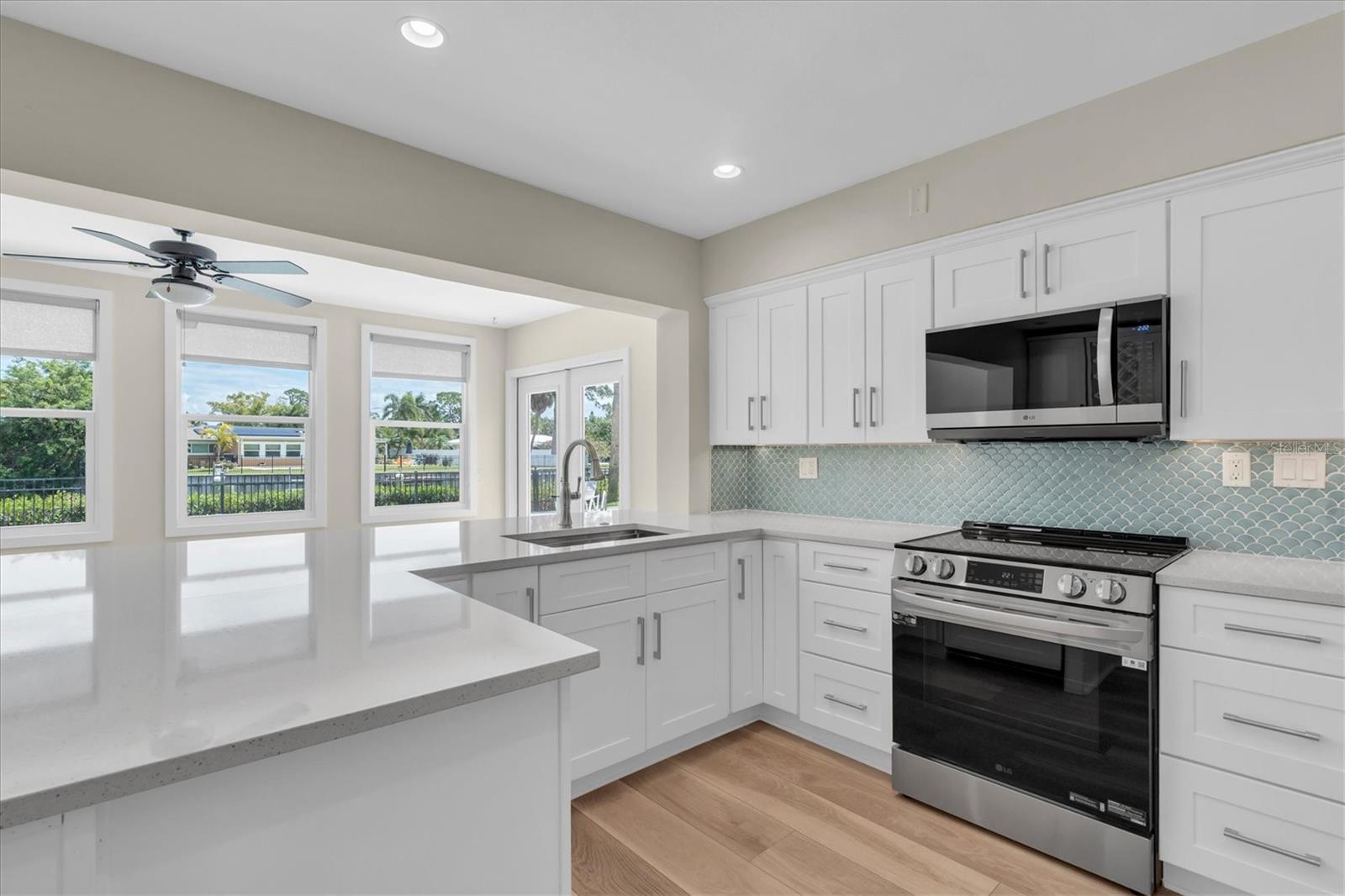 SHORE ACRES BUTTERFLY LAKE REP - Residential