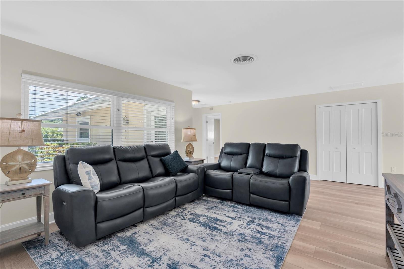 SHORE ACRES BUTTERFLY LAKE REP - Residential