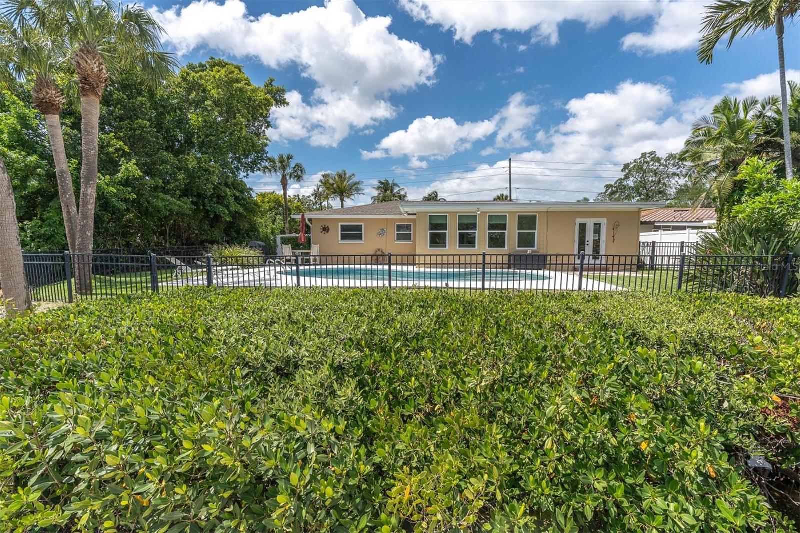 SHORE ACRES BUTTERFLY LAKE REP - Residential