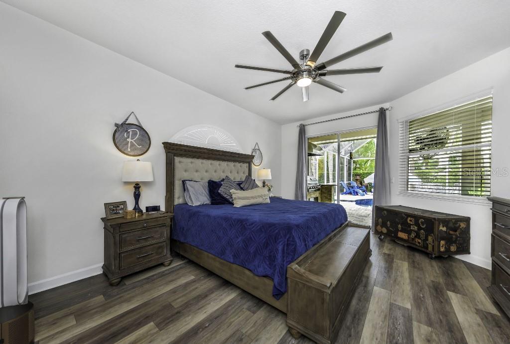 KEYSTONE CROSSINGS - Residential