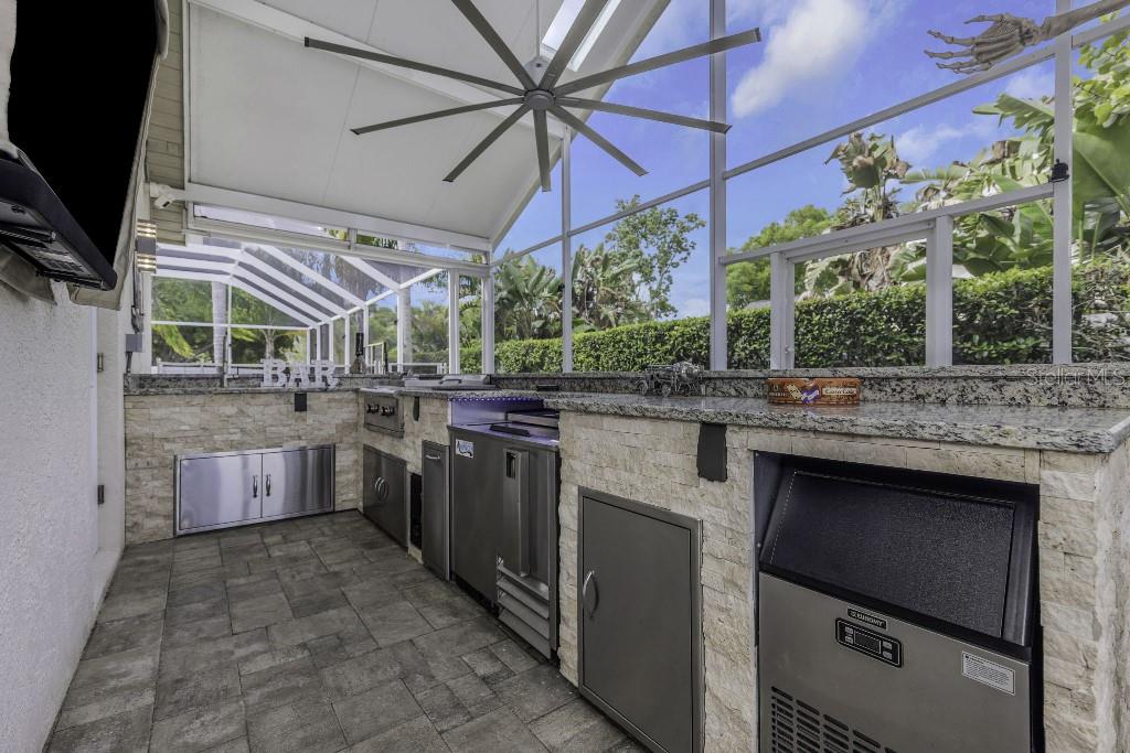 KEYSTONE CROSSINGS - Residential