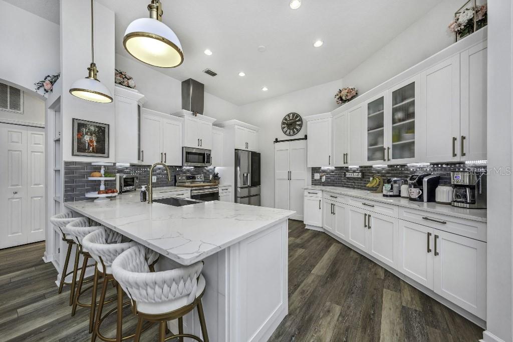 KEYSTONE CROSSINGS - Residential