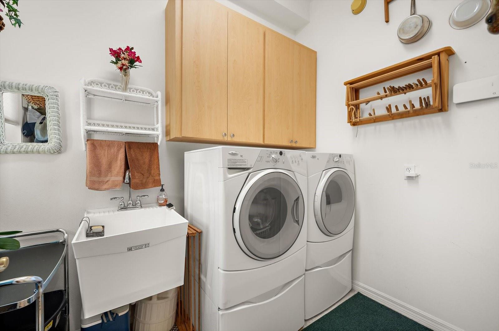 THE LAKES OF JACARANDA - Residential