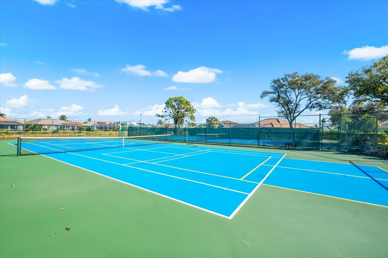 THE LAKES OF JACARANDA - Residential