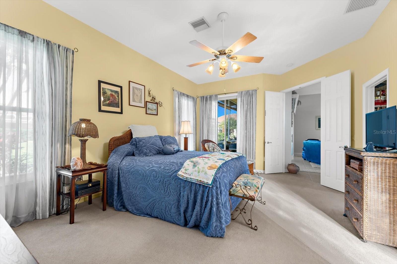 THE LAKES OF JACARANDA - Residential