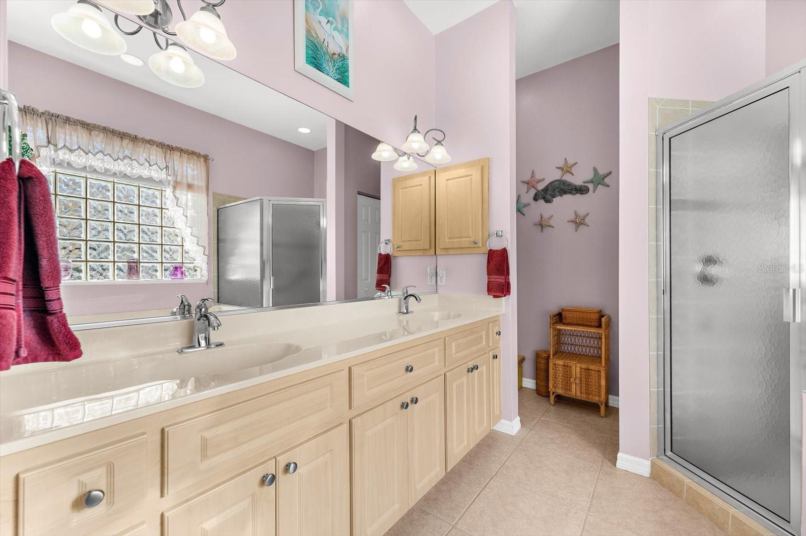 THE LAKES OF JACARANDA - Residential