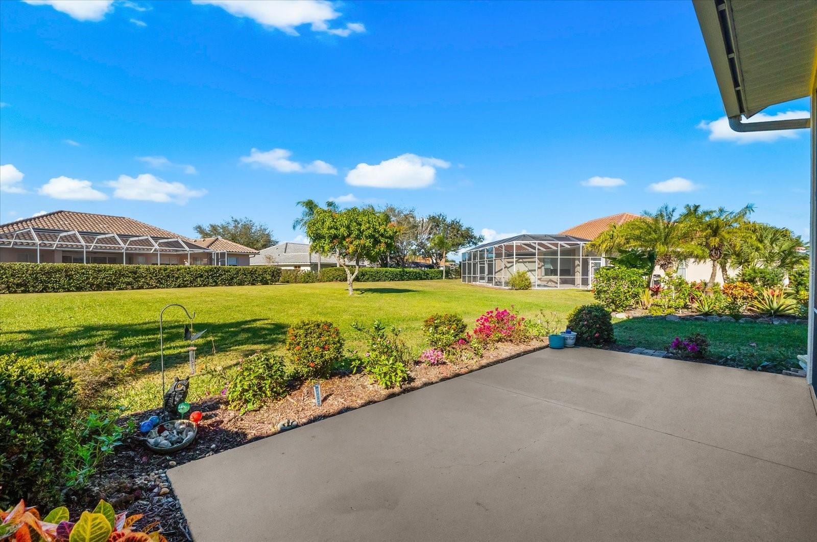 THE LAKES OF JACARANDA - Residential