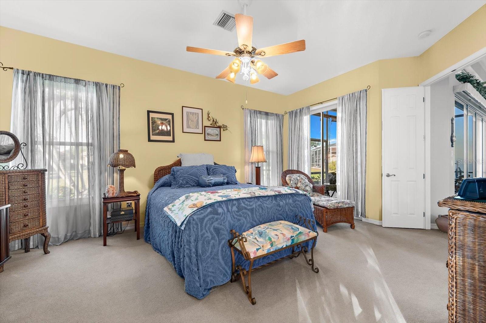 THE LAKES OF JACARANDA - Residential