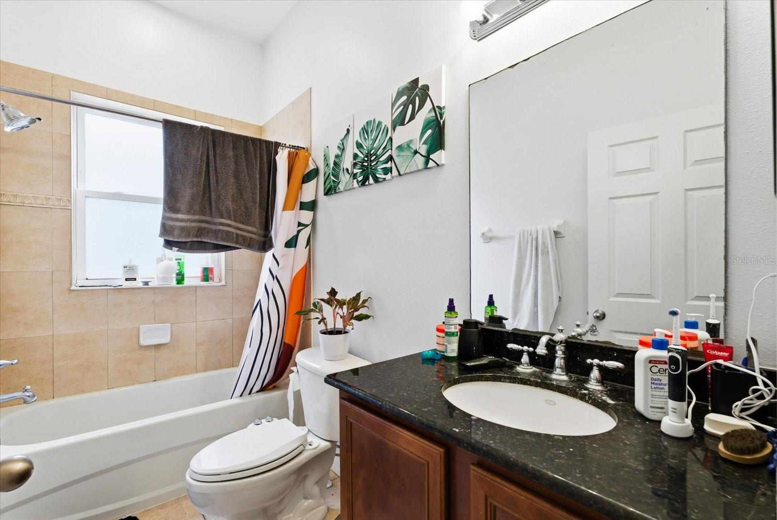 GIUSTOS TWNHMS - Residential Income