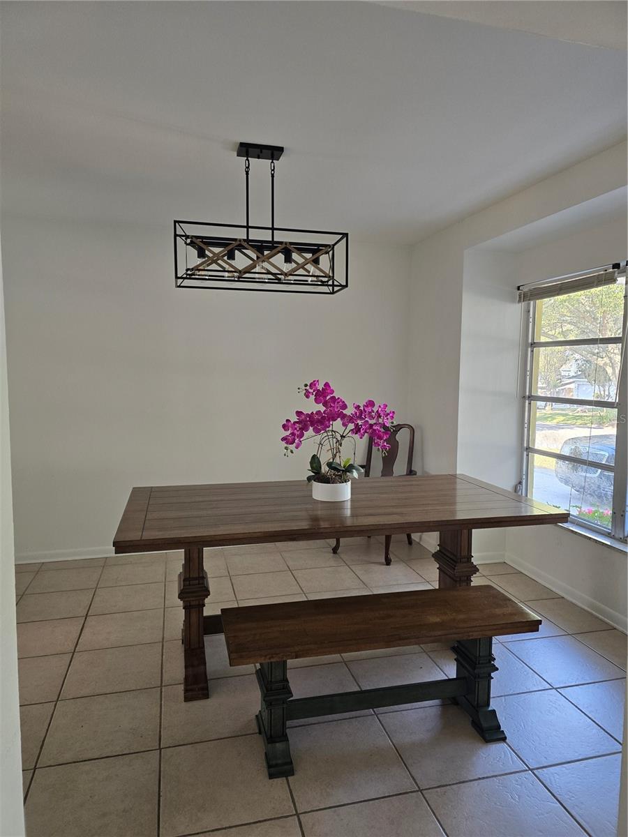 SUNSET LAKE ESTATES - Residential