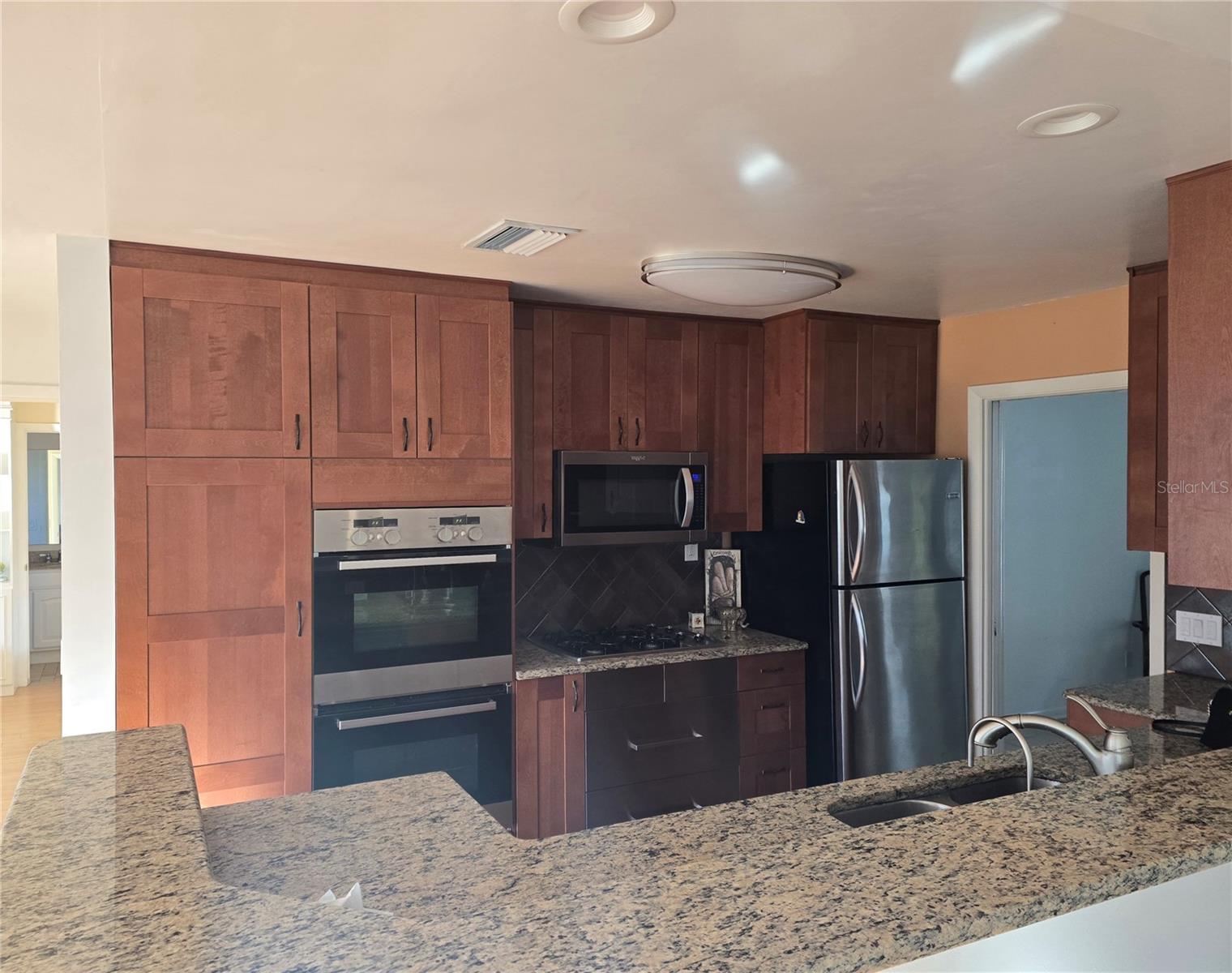 SUNSET LAKE ESTATES - Residential