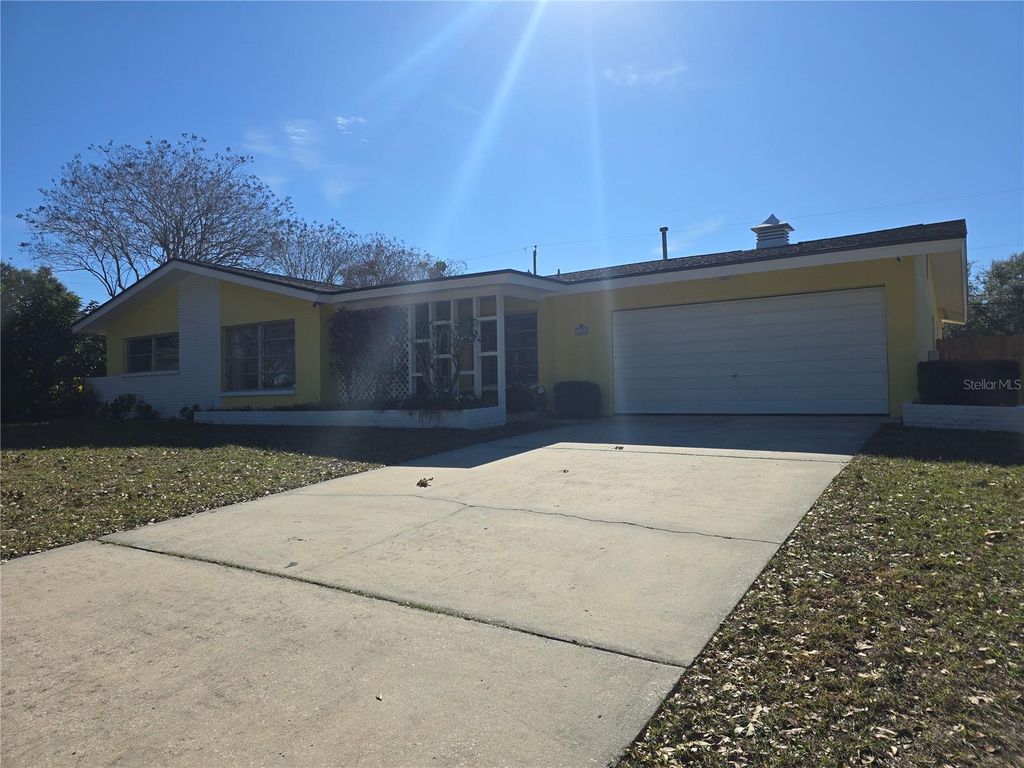 Photo of 1649 Souvenir Drive, Clearwater, FL 33755 (MLS # TB8465668)