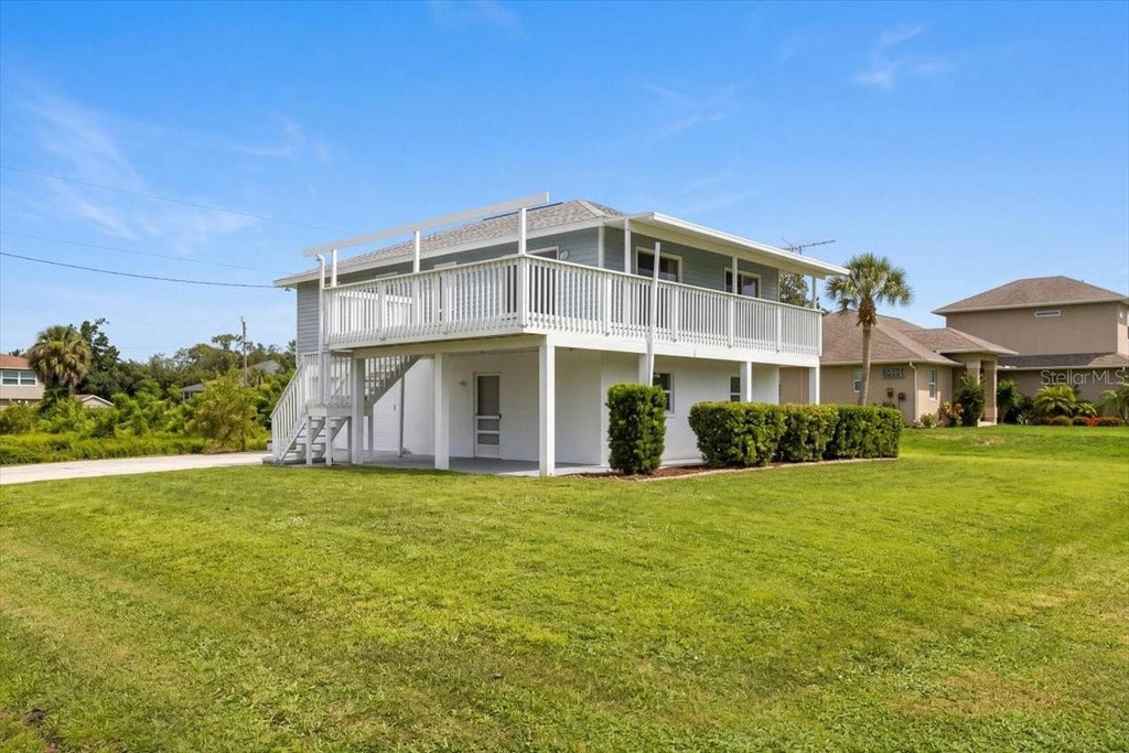 Photo of 4104 Strombus Road, Venice, FL 34293 (MLS # N6146102)