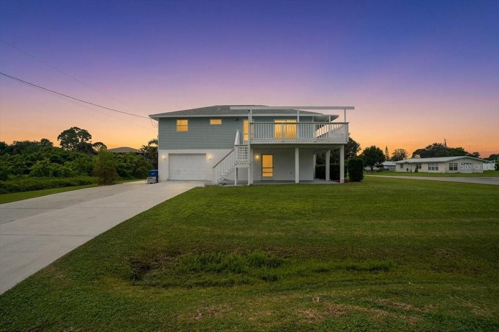Photo of 4104 Strombus Road, Venice, FL 34293 (MLS # N6146102)