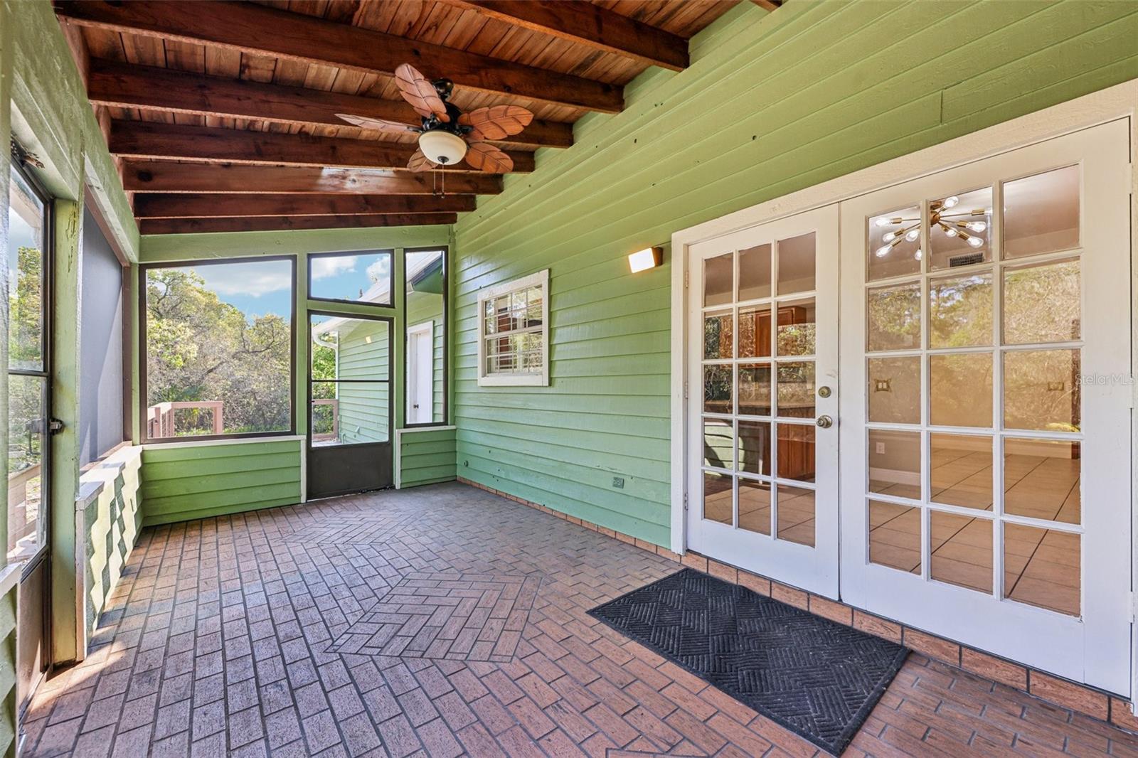 PINELYN ACRES - Residential