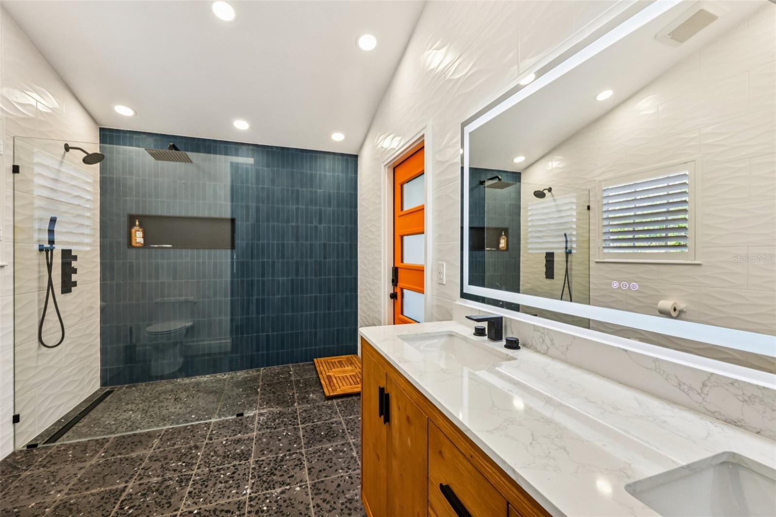 PINELYN ACRES - Residential