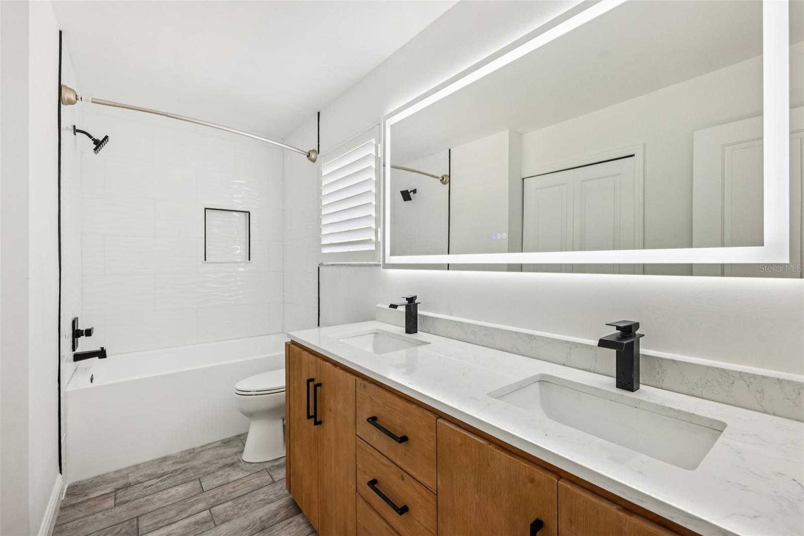 PINELYN ACRES - Residential