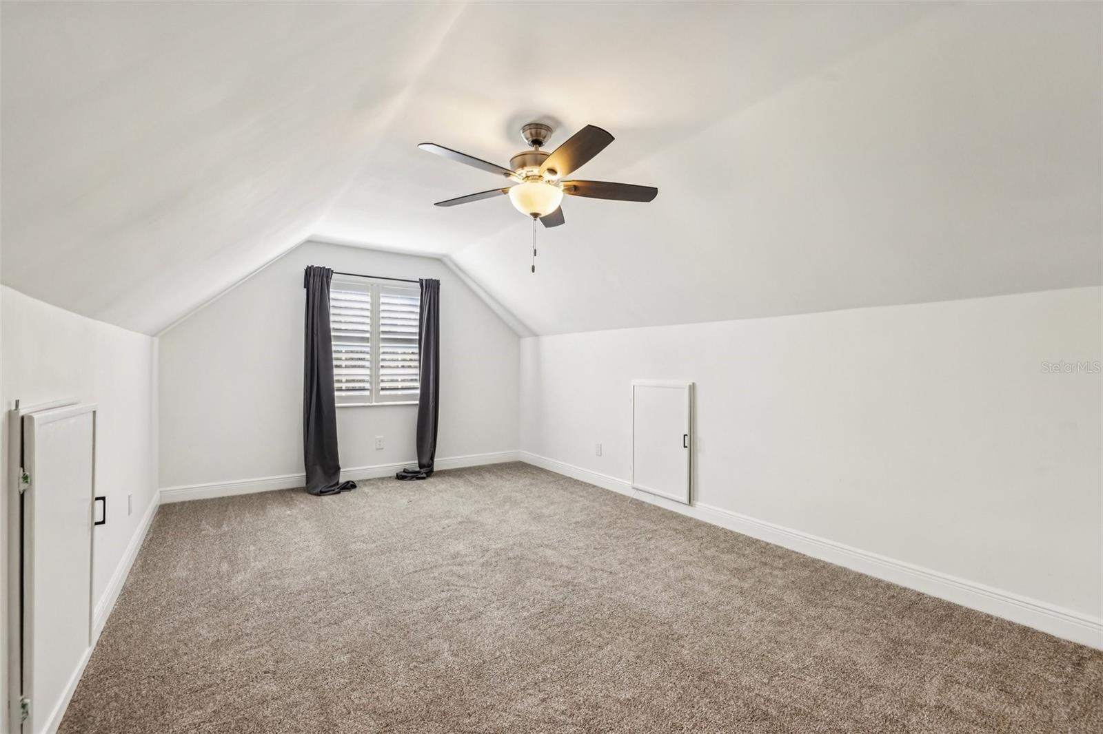 PINELYN ACRES - Residential