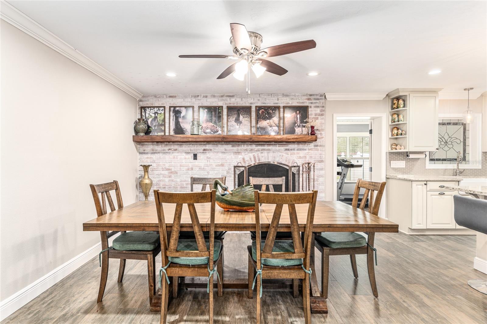 ACREAGE NON-SUBDIVISION - Residential