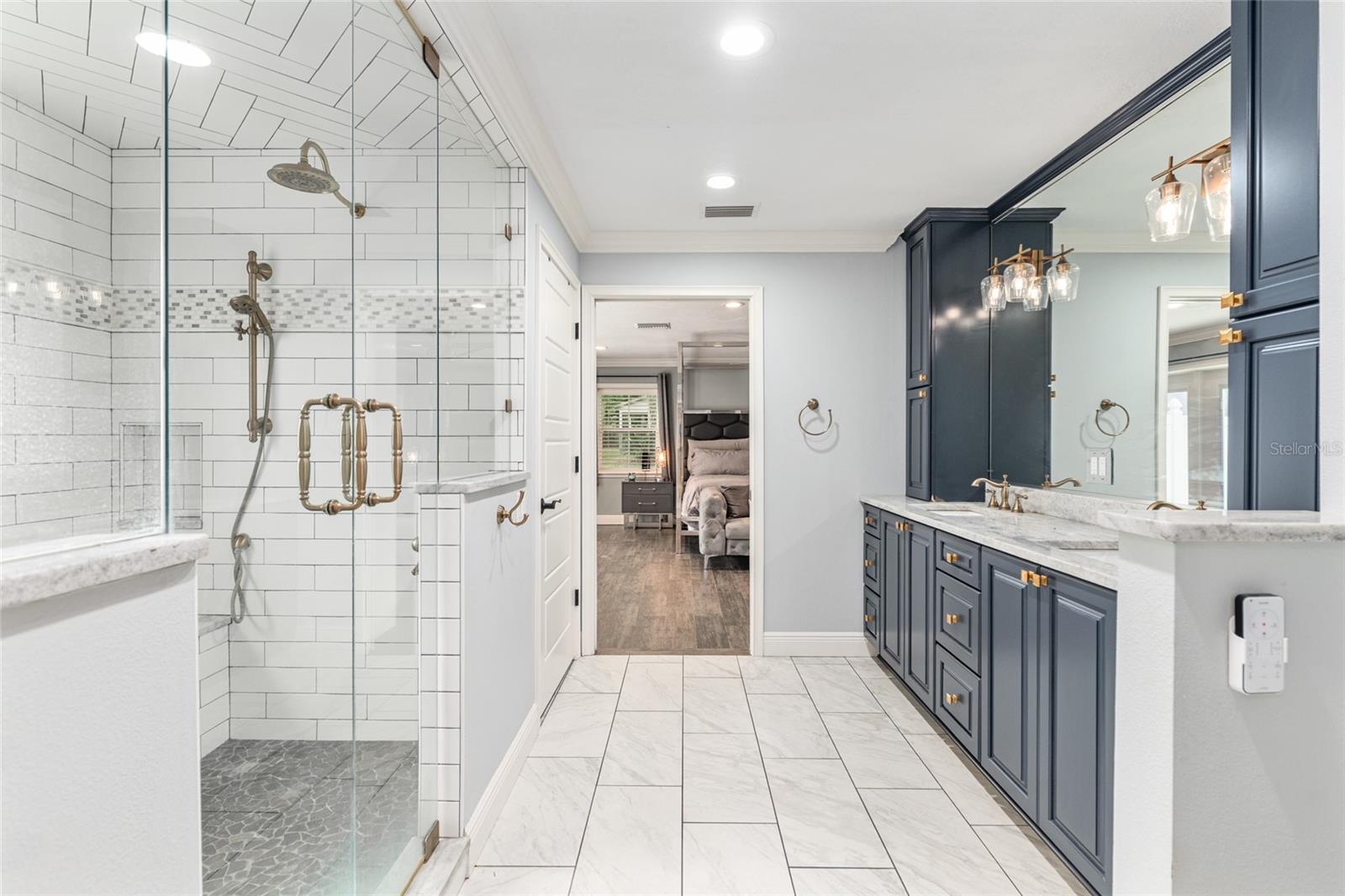 ACREAGE NON-SUBDIVISION - Residential