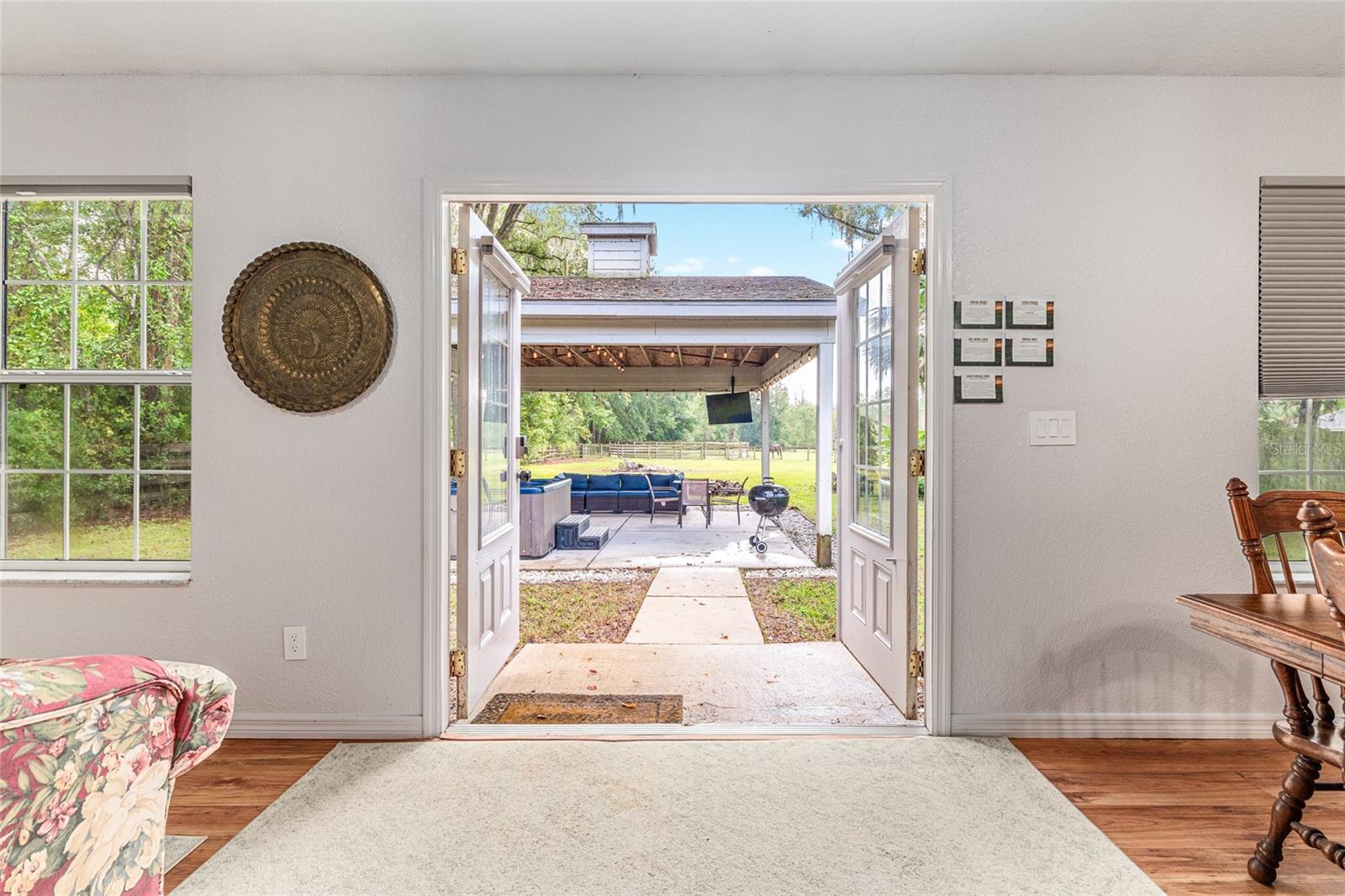 ACREAGE NON-SUBDIVISION - Residential