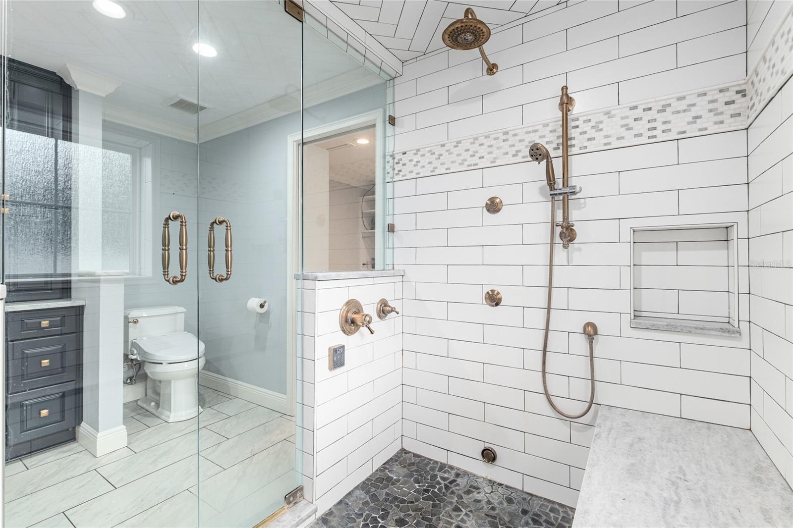 ACREAGE NON-SUBDIVISION - Residential