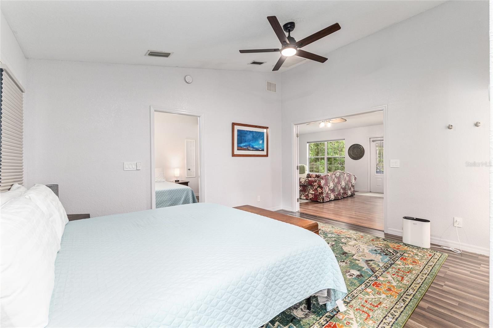 ACREAGE NON-SUBDIVISION - Residential