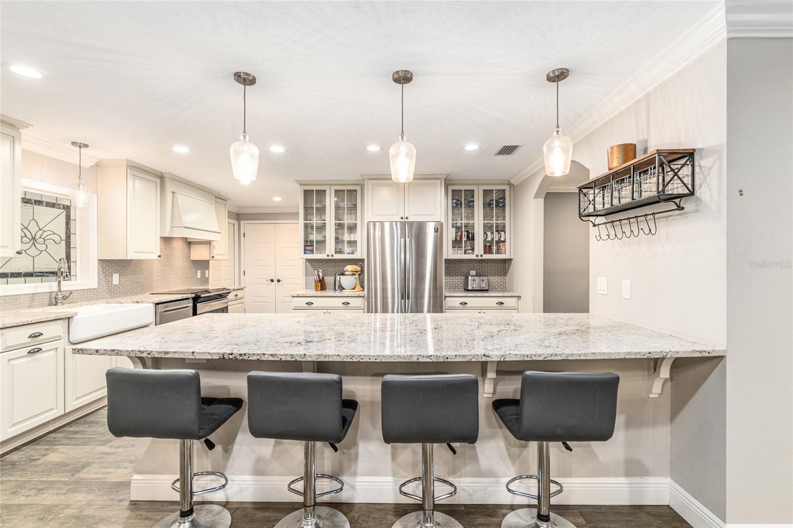 ACREAGE NON-SUBDIVISION - Residential