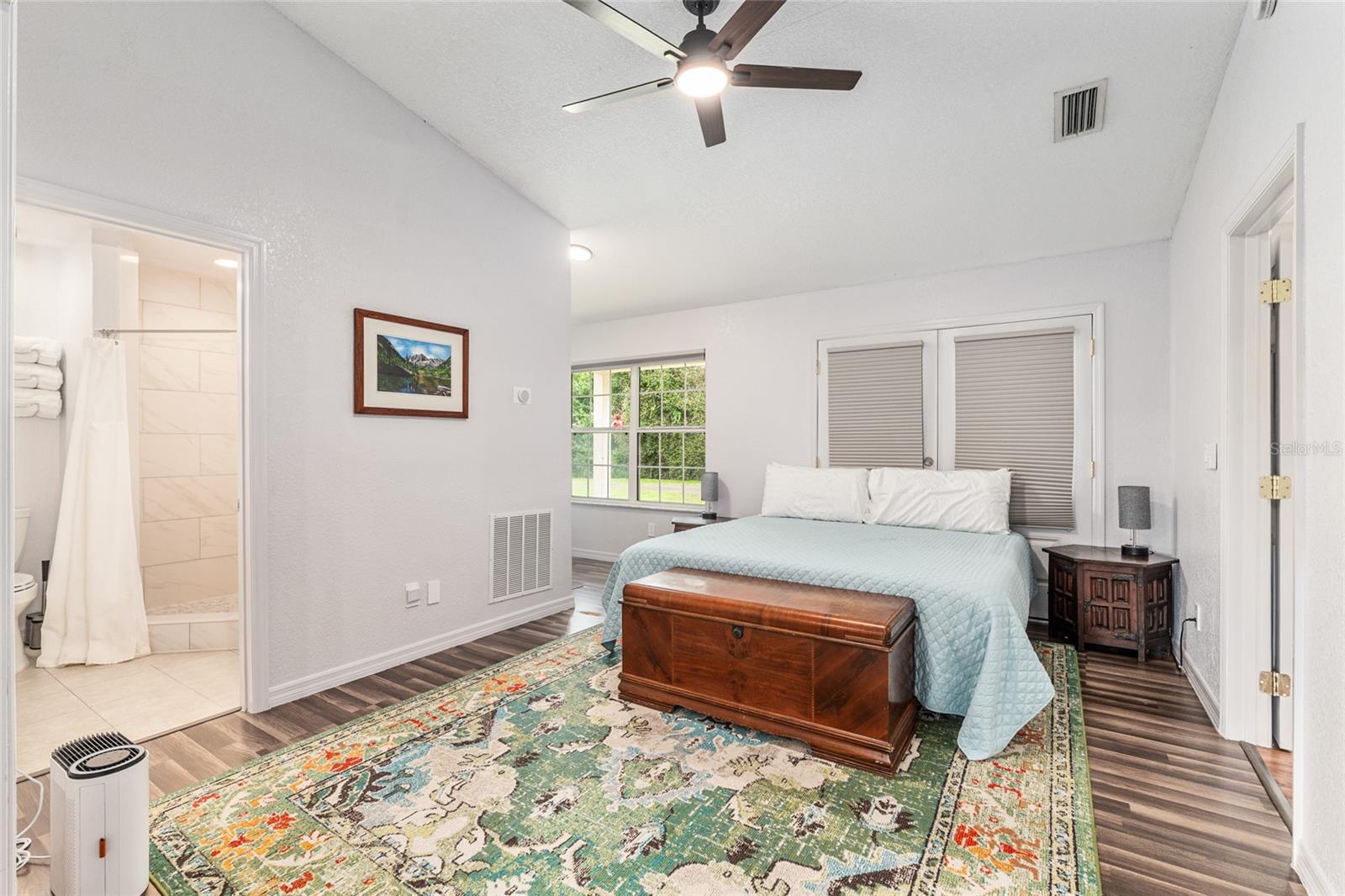 ACREAGE NON-SUBDIVISION - Residential