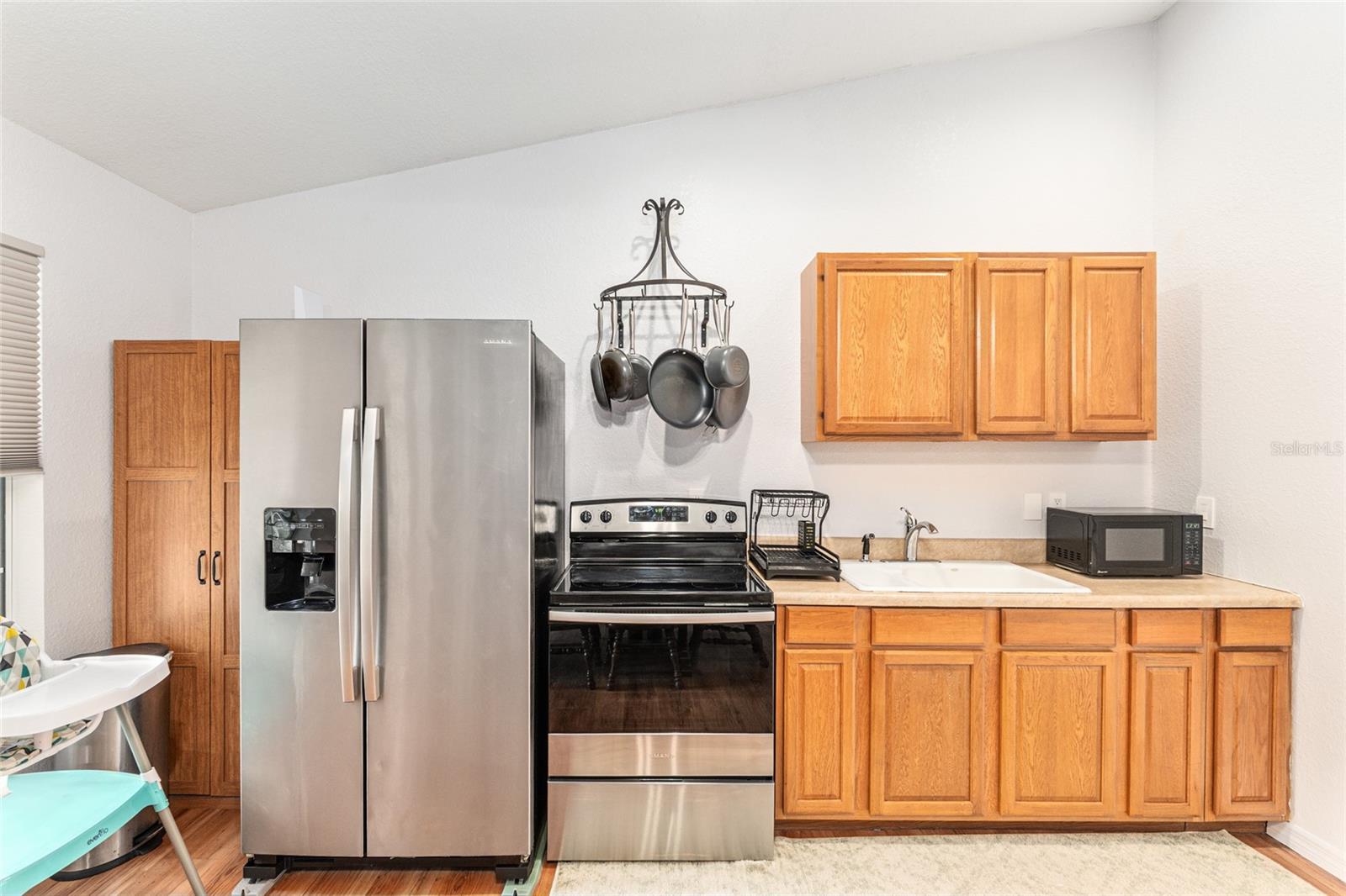 ACREAGE NON-SUBDIVISION - Residential