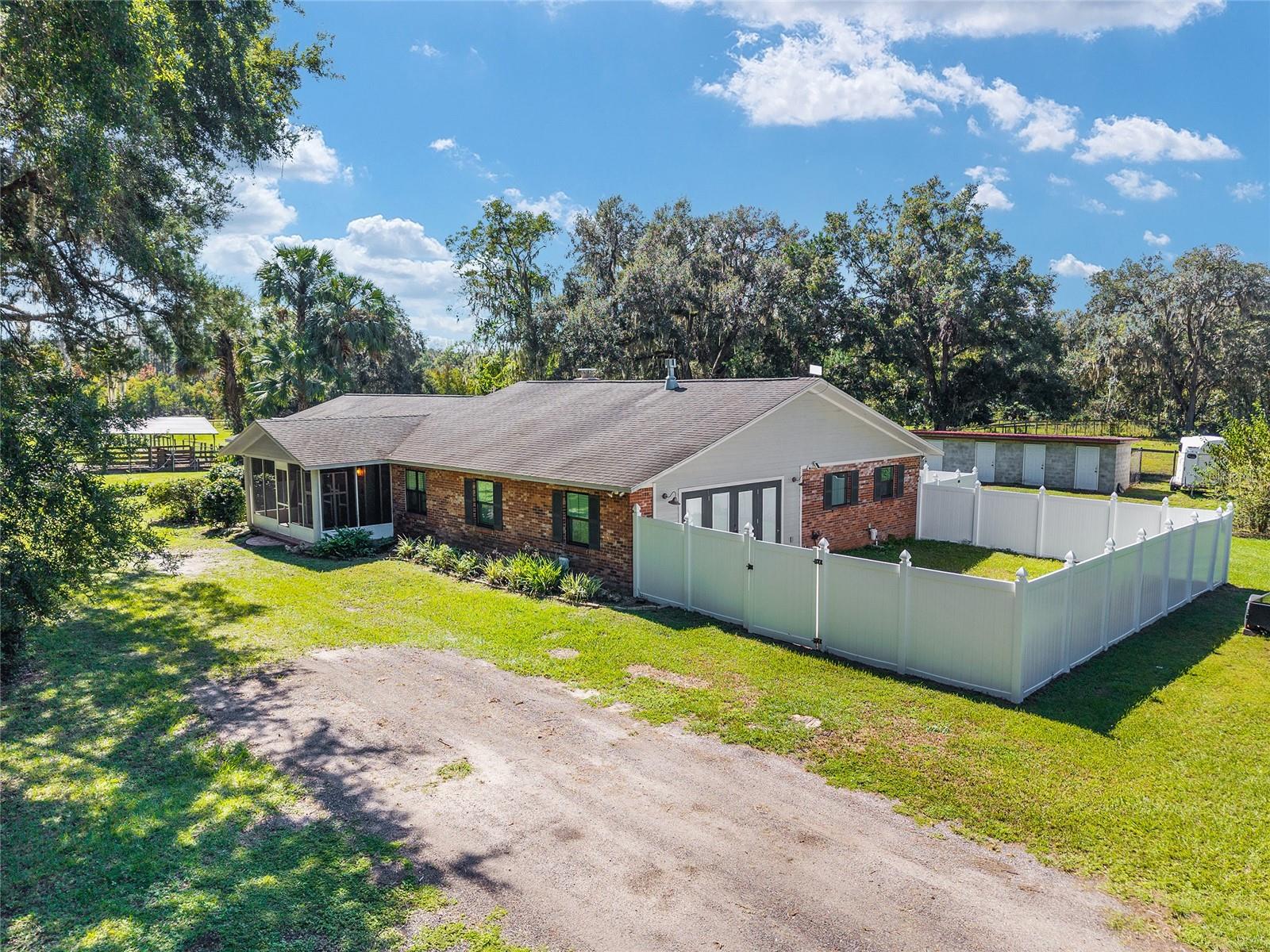 ACREAGE NON-SUBDIVISION - Residential