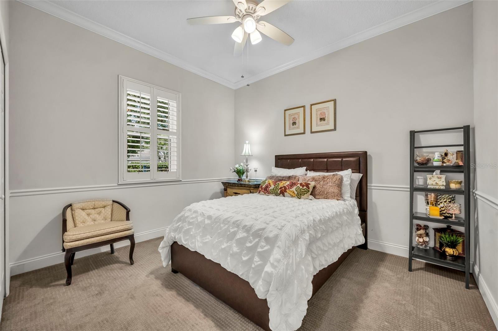 SUNSET LAKES - Residential