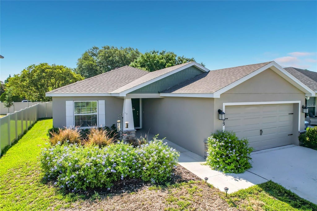 Photo of 609 Ambleside Drive, Haines City, FL 33844 (MLS # S5156925)