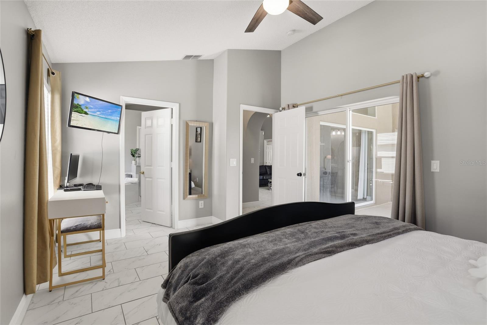 INDIAN CREEK PH 4 - Residential