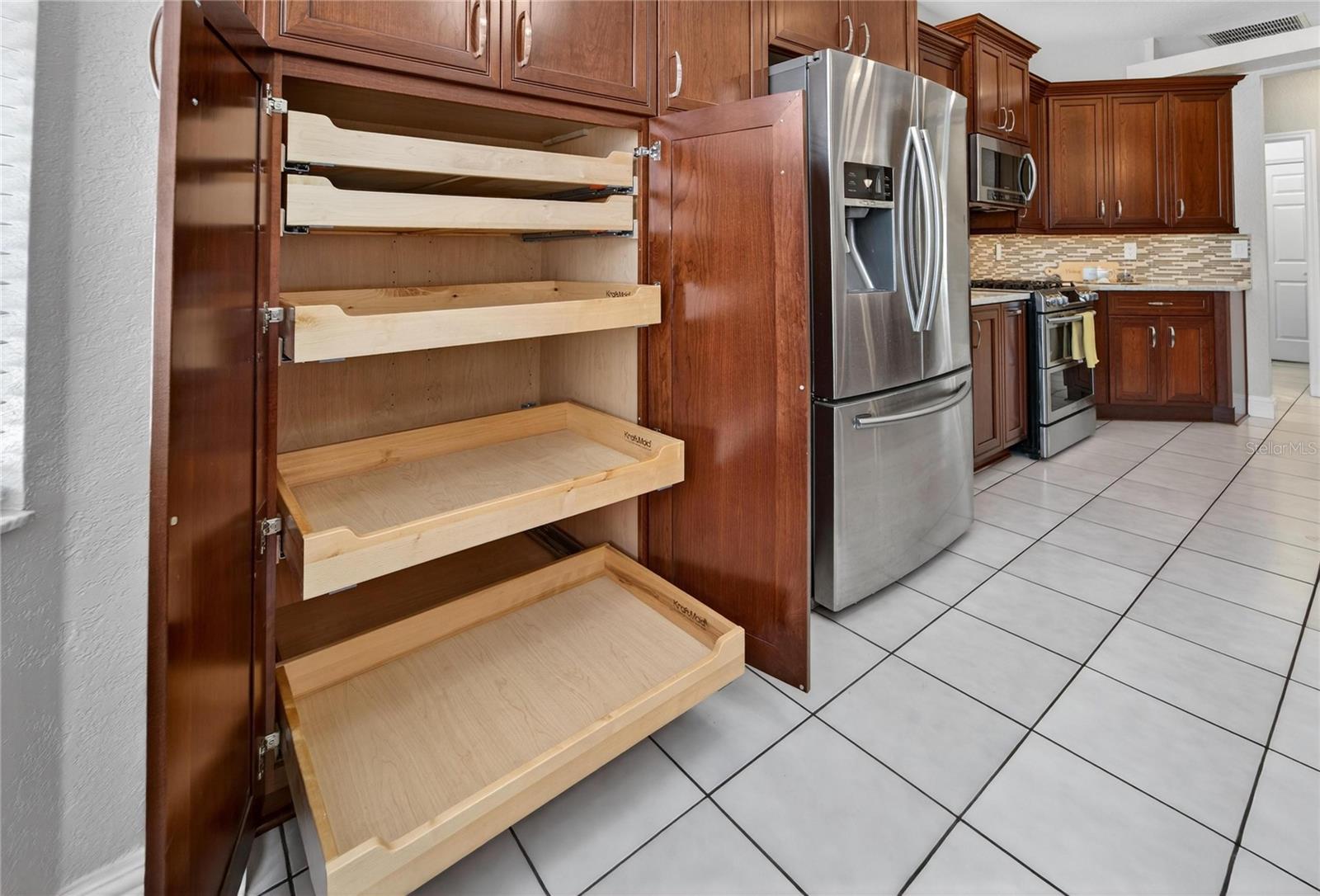 HICKORY LAKES PH 1 - Residential